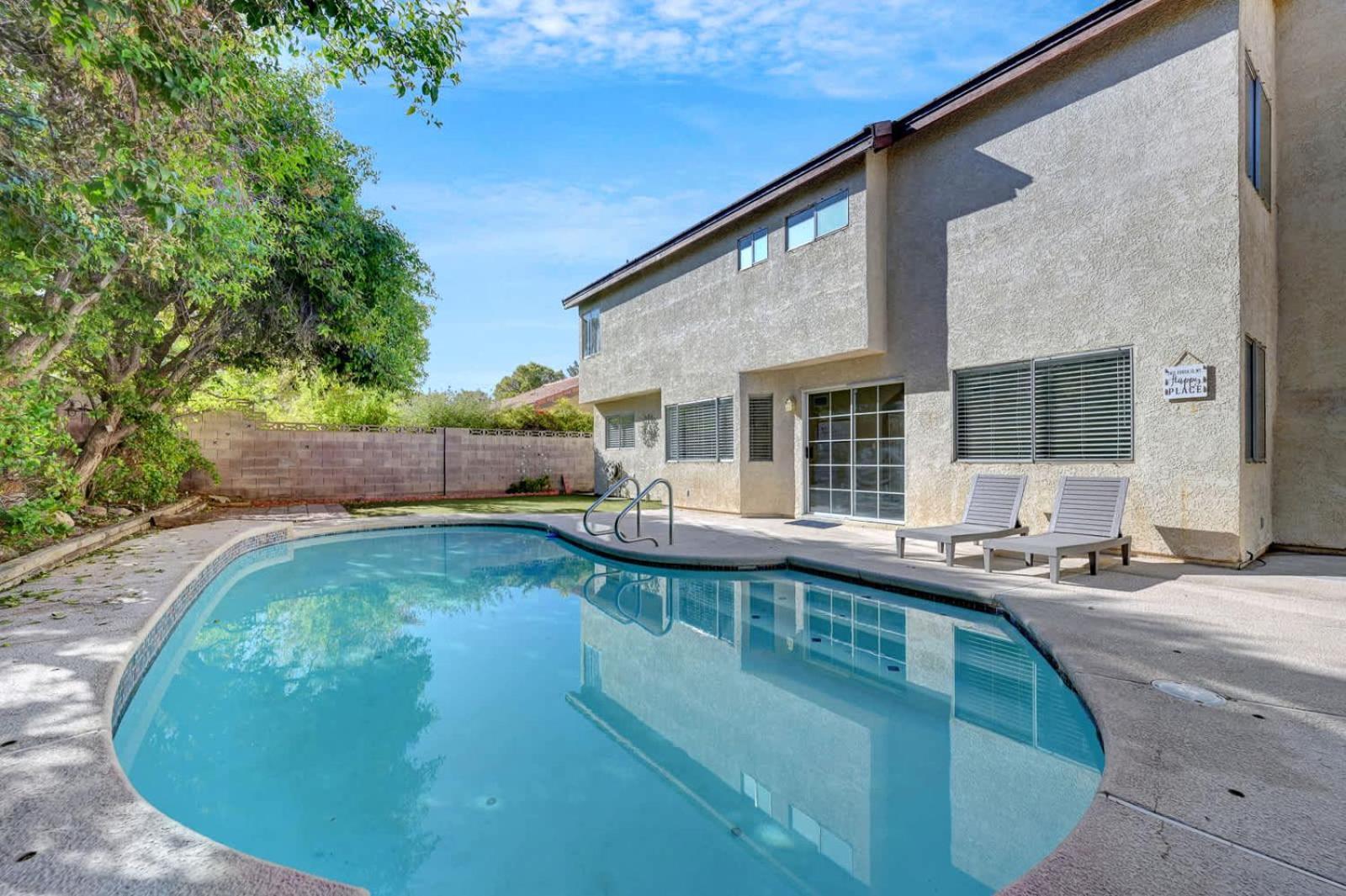 Bright Fun Spacious Home With Pool Las Vegas Exterior photo